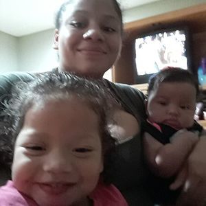 Meet your Posher, Leslie